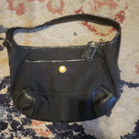 Coach Ergo shoulder Hobo in signature canvas black - Picture 4 of 14
